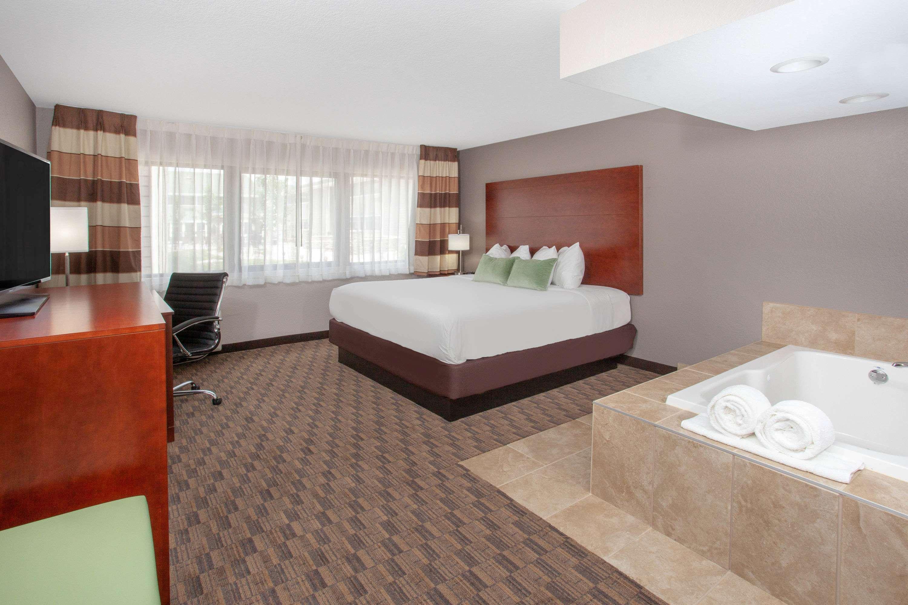 Wyndham Garden Fort Wayne Eksteriør billede
