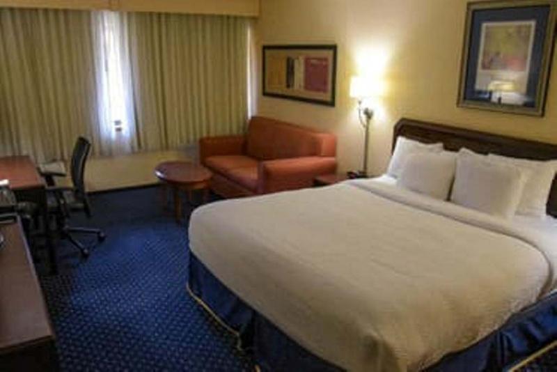 Wyndham Garden Fort Wayne Eksteriør billede